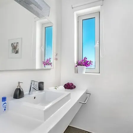 Thalia Floating Heaven Vila