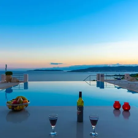 Thalia Floating Heaven Porto Heli