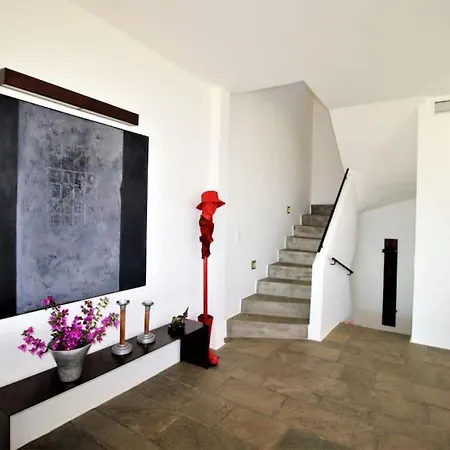 Thalia Floating Heaven