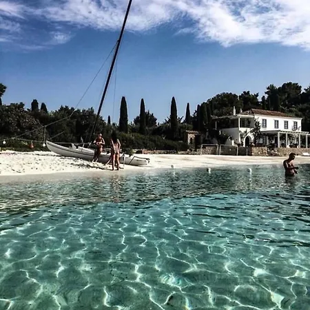 Vila Thalia Floating Heaven *