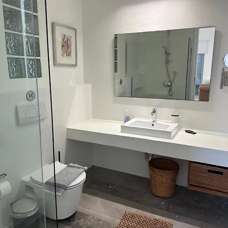 Thalia Floating Heaven Willa Porto Heli