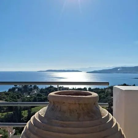 Thalia Floating Heaven