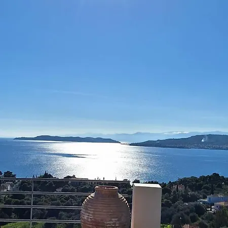 Thalia Floating Heaven Villa *