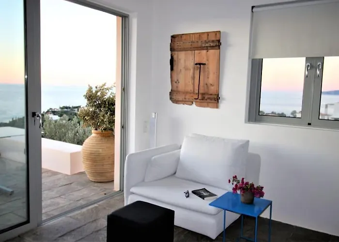 Thalia Floating Heaven