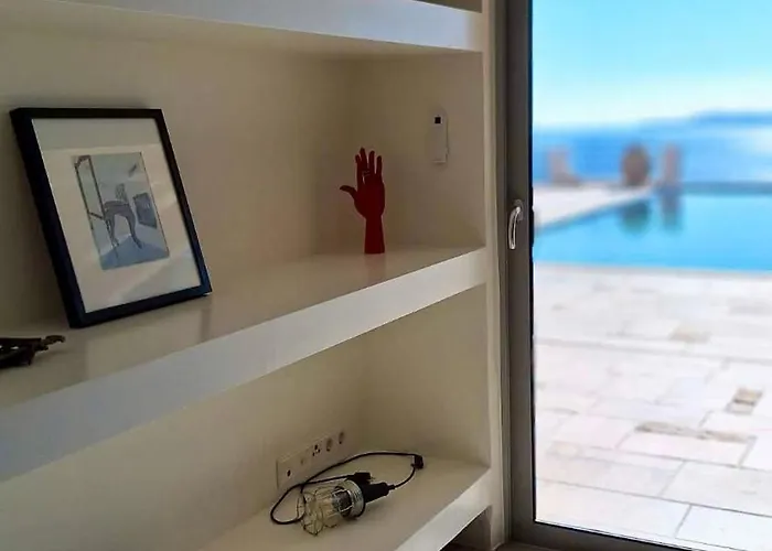 Thalia Floating Heaven Villa *